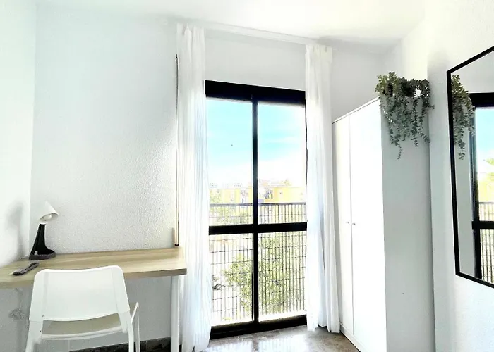 Beautiful & Sunny Apartamento Málaga